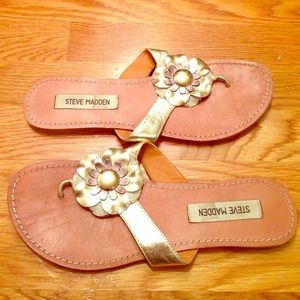 COPY - Steve Madden gold sandals. Never Worn. Size 7.5.